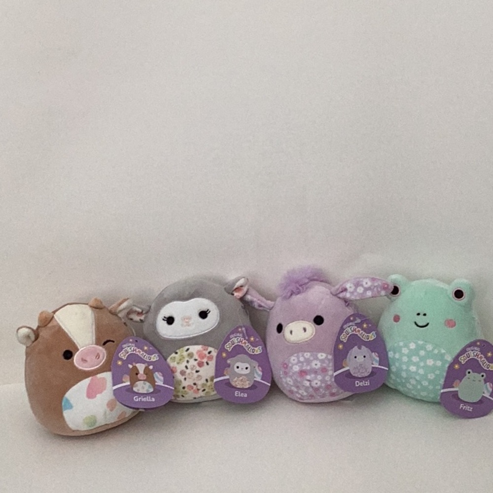 Squishmallows Toy Set - Griella, Elea, Delzi, and Fritz the Squishmallows